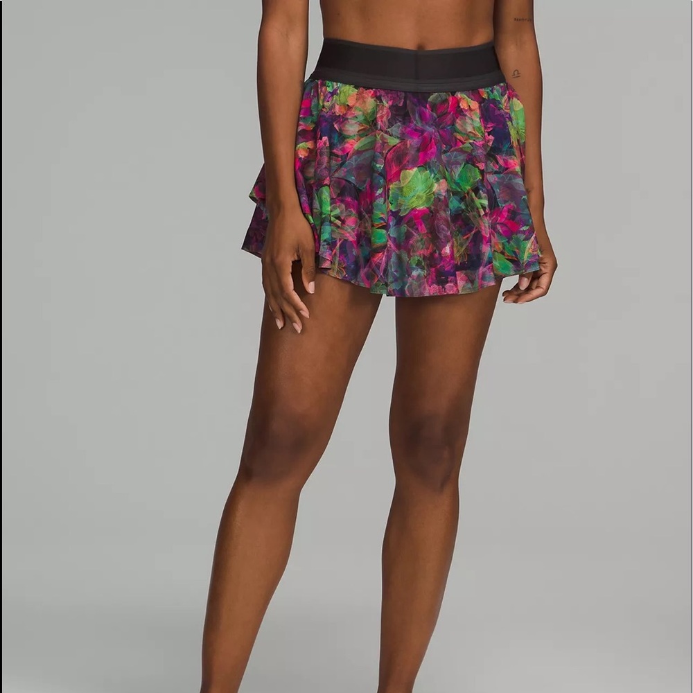 Lululemon Court Rival HR Skirt-size 4-TALL